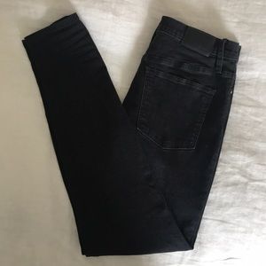 Madewell 11” High Rise Black Skinny Jeans